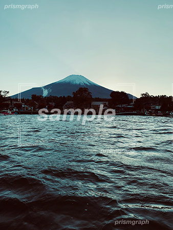 富士山と湖 b0030001PH