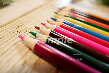 色鉛筆を並べた b0080063PH