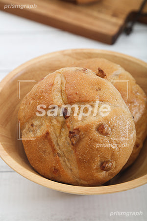 硬めのパン c0070014PH