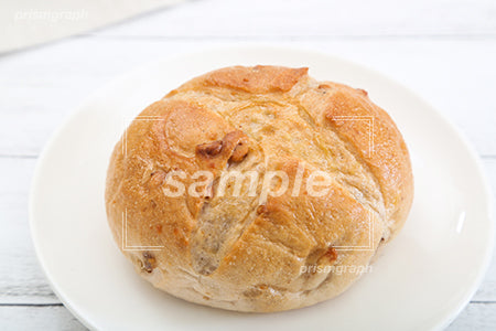 ナッツ入りのパン c0070064PH