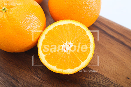オレンジ半分 c0130028PH