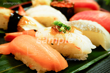 サーモンやエビ、鮪の寿司 c0140036PH