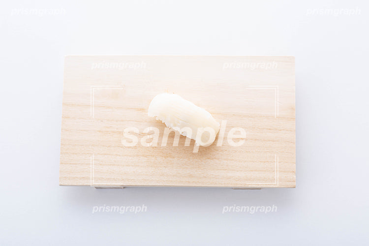白いイカの寿司 c0160054