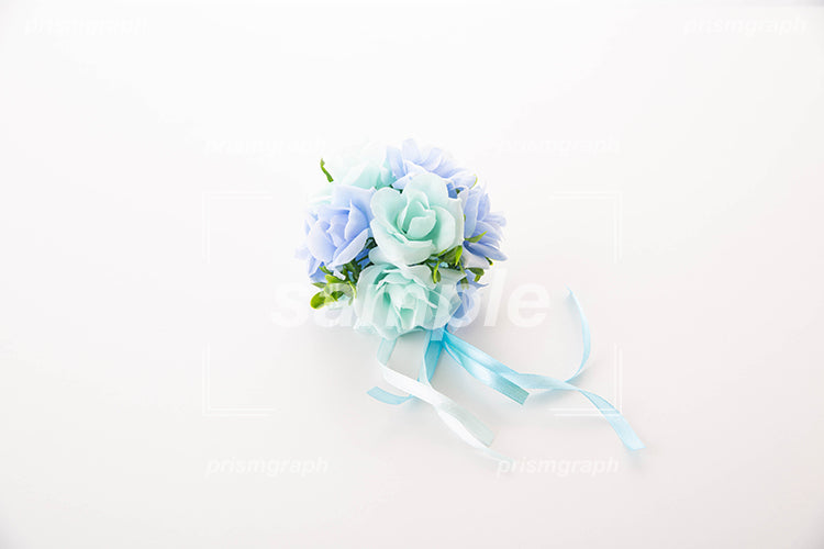 青いばらの結婚式のブーケ e0903